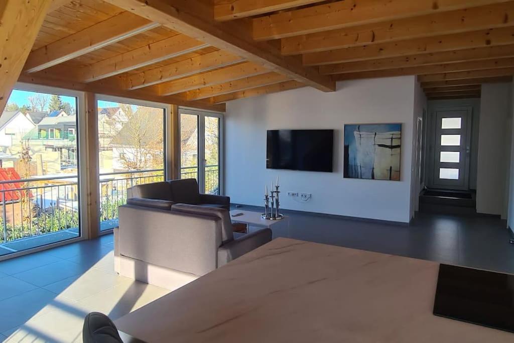 Moderne Ferienunterkunft/Wohnung Burgthann Ngoại thất bức ảnh