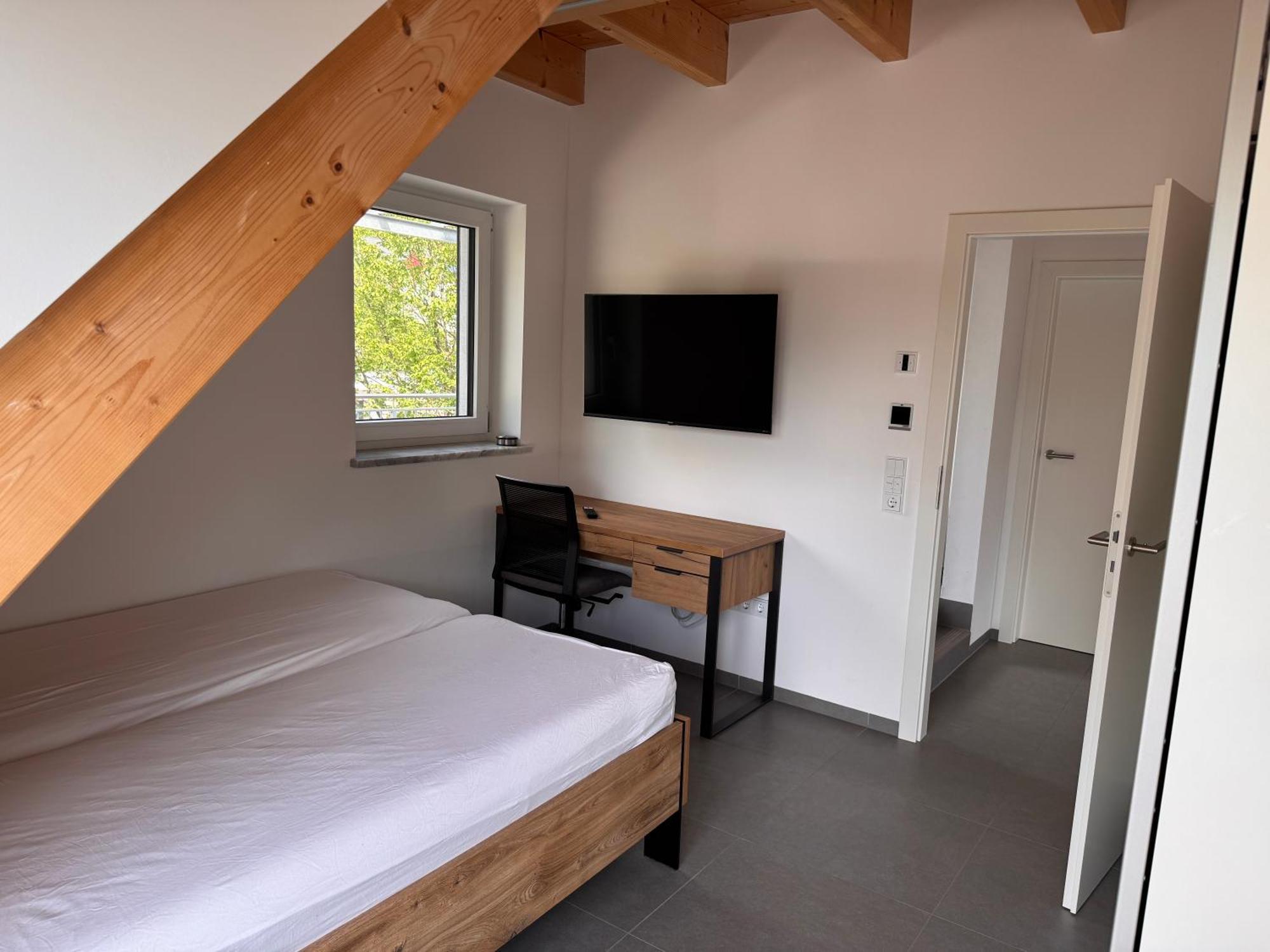 Moderne Ferienunterkunft/Wohnung Burgthann Ngoại thất bức ảnh